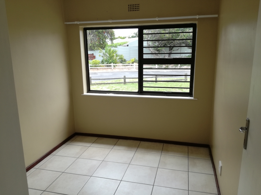 To Let 3 Bedroom Property for Rent in West Riding Western Cape